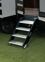 32" Quad SolidStep Image 1