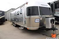 56213 - 31' 2022 Airstream Globetrotter 30RB TWIN Image 1