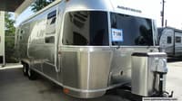 51102 - 27' 2018 Airstream Flying Cloud 27FB TWIN Image 1