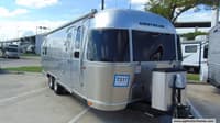 50615 - 26' 2018 Airstream Flying Cloud 26RB TWIN Image 1