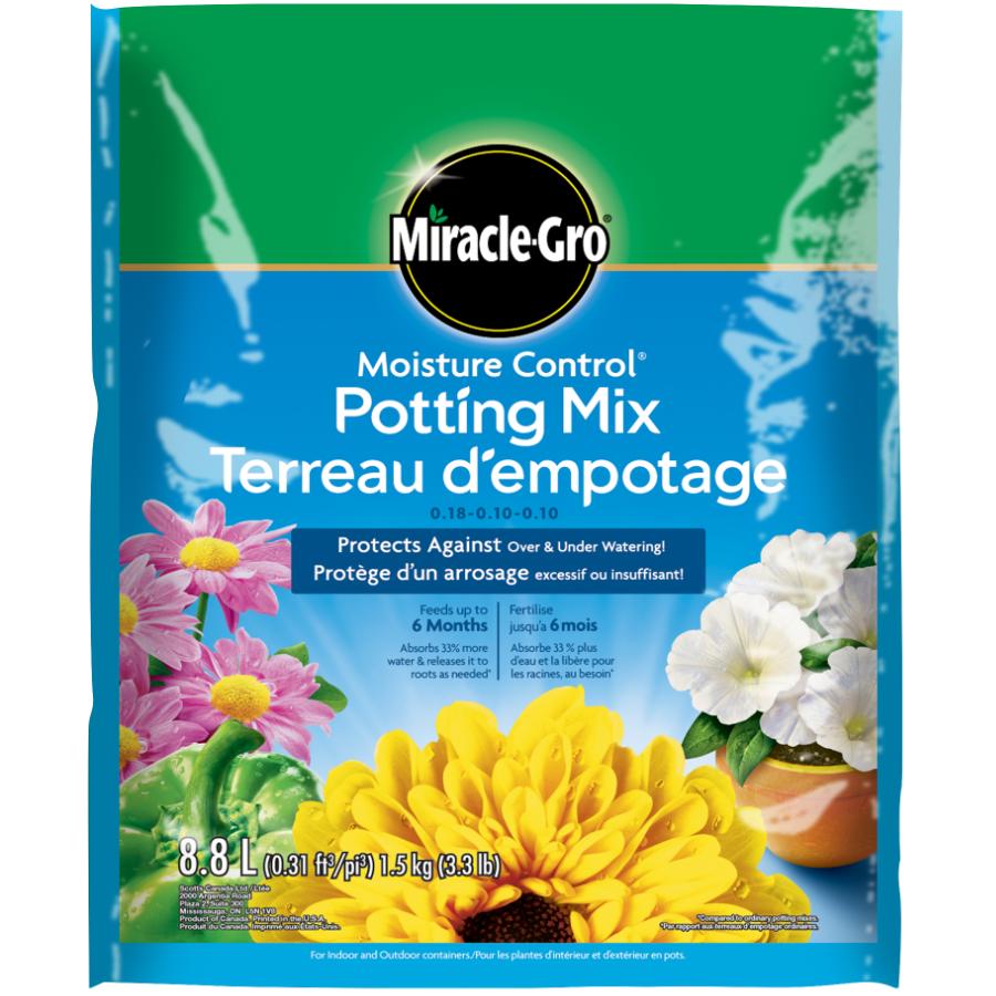 Miracle Gro 8 8l Moisture Control Potting Soil Home Hardware