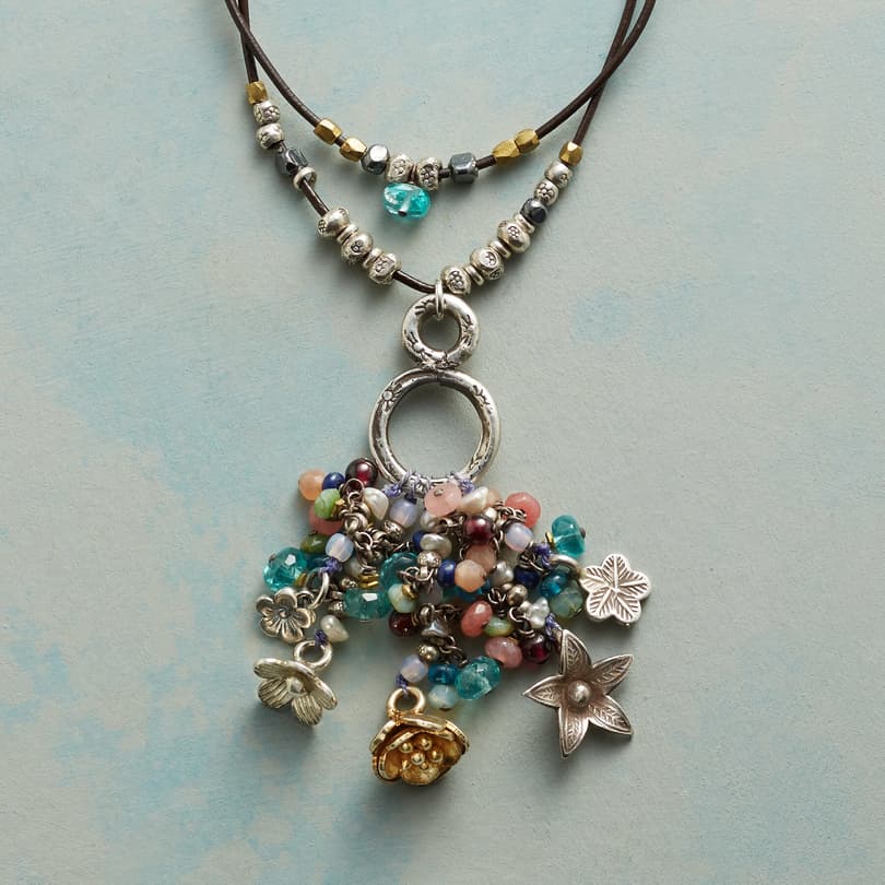 MOUNTAIN MEADOW NECKLACE view 1