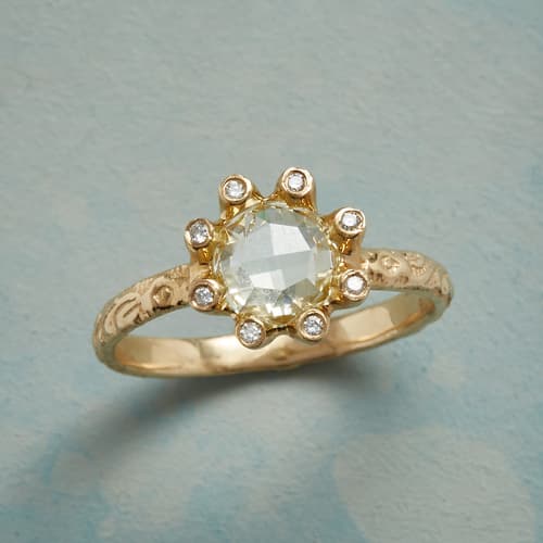 BLOSSOMING DIAMOND RING view 1