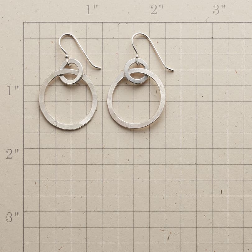 ON AND ON EARRINGS view 1