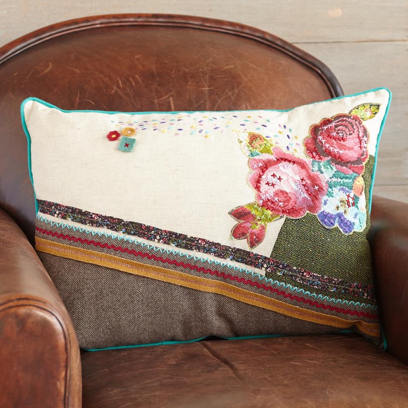 ROSESONG PATCHWORK PILLOW view 1
