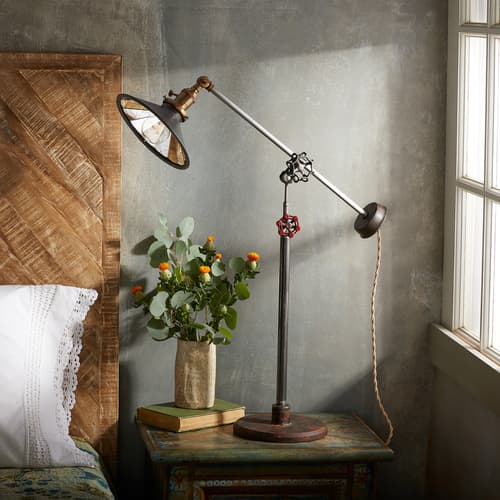 Hyrum Table Lamp View 1