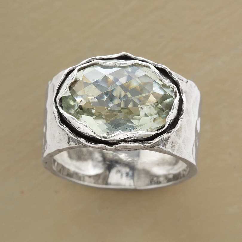 GREEN AMETHYST OASIS RING view 1