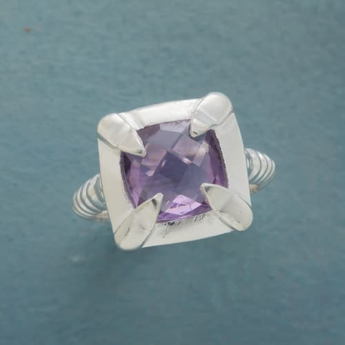 Violette Ring View 1