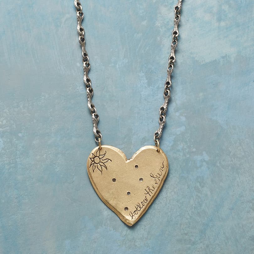 HEALING HEART NECKLACE view 2