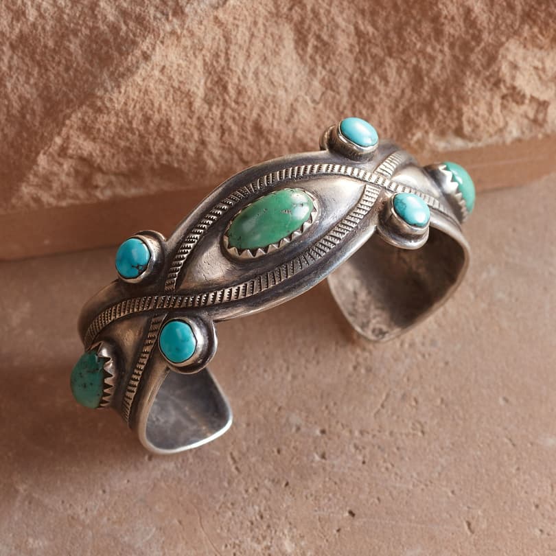 RED MOUNTAIN TURQUOISE EYE CUFF view 1
