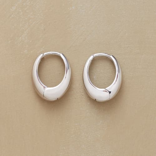WHITE GOLD OVAL HOOPS view 1