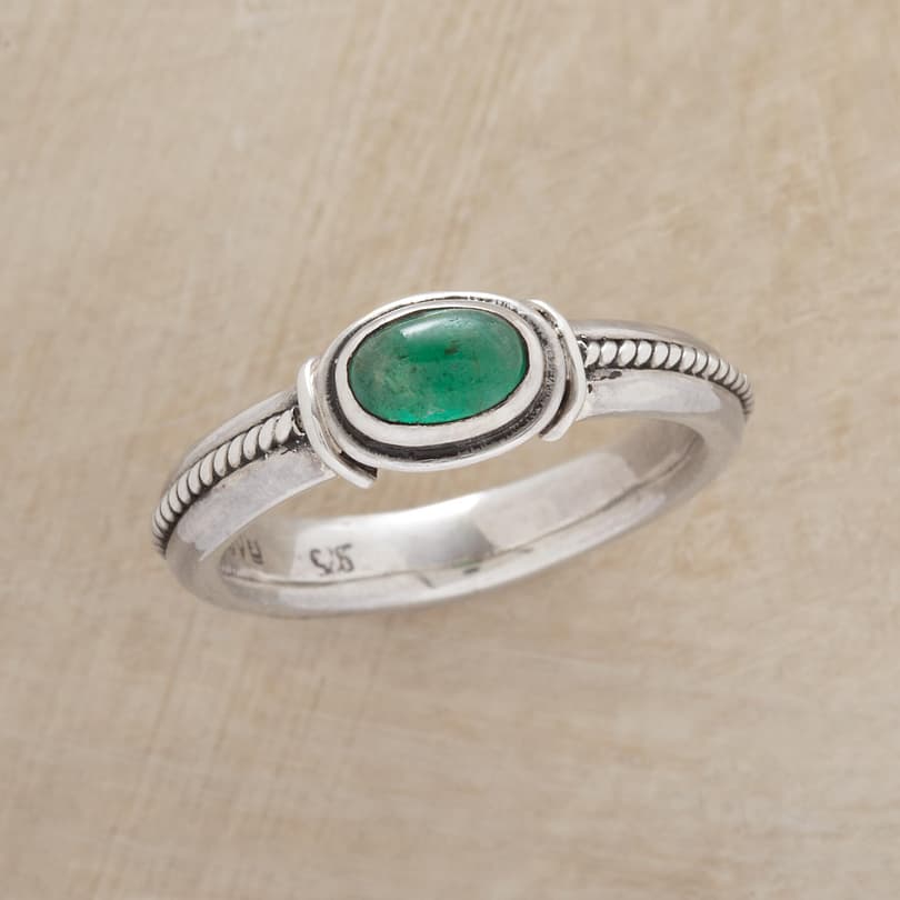 ROPED EMERALD RING view 1