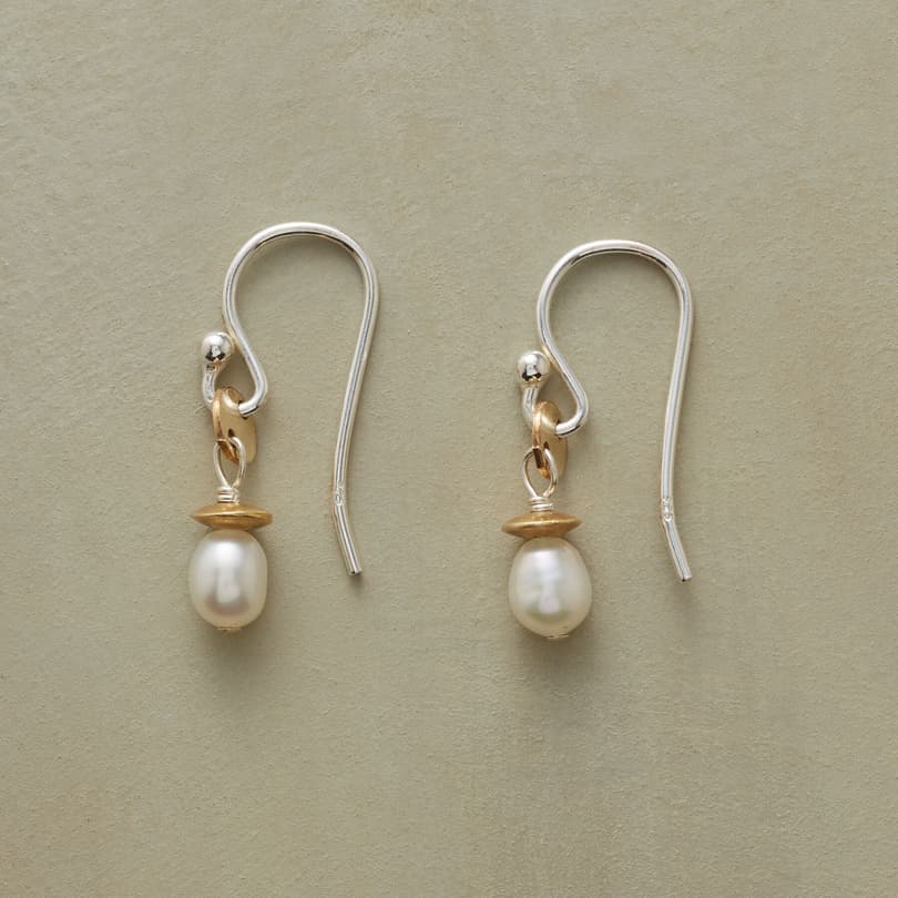 DISK AND SAUCER PEARL EARRINGS view 1