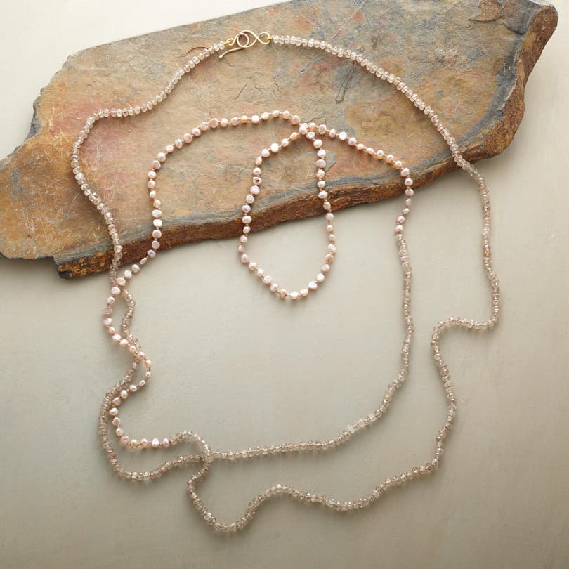 HINT OF PINK NECKLACE view 1