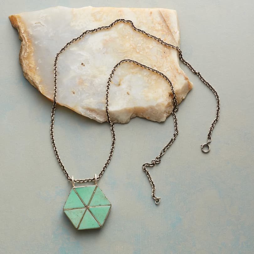 SLICE OF PARADISE NECKLACE view 1