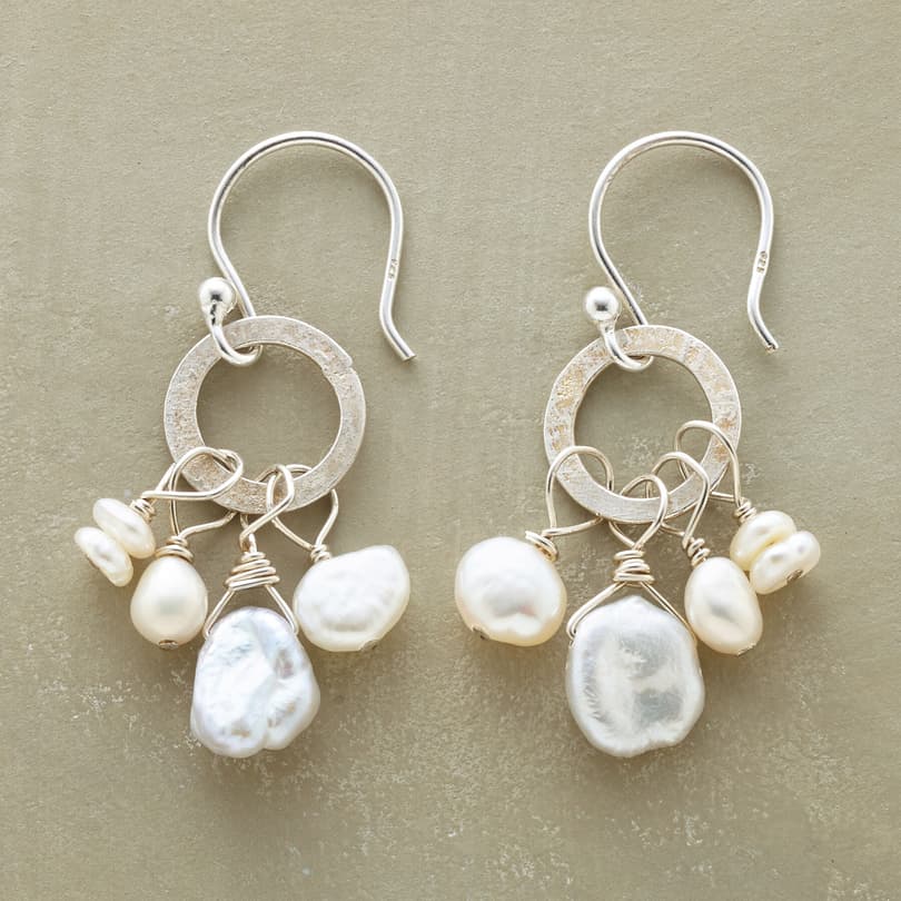 NOUVELLE PEARL EARRINGS view 1