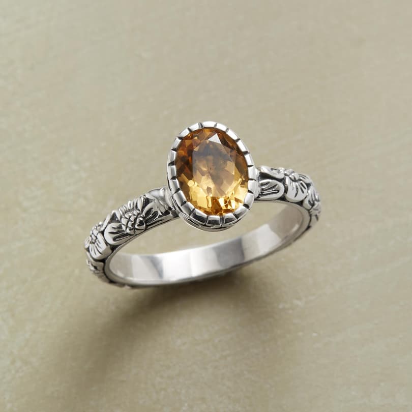 GOLDEN BLOSSOM RING view 1
