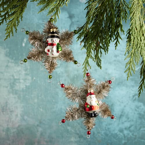 Holly Jolly Ornaments Set