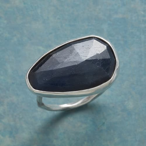 SAPPHIRE PEBBLE RING view 1