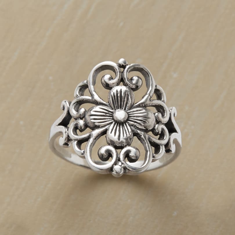 FILAGREE FLOWER RING view 1