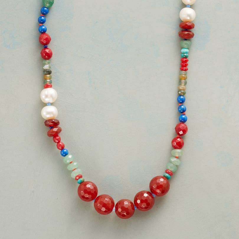 PEARL GUIDELIGHT NECKLACE view 1