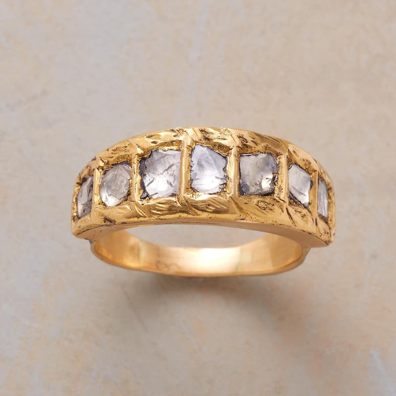 GUINEVERE RING view 1