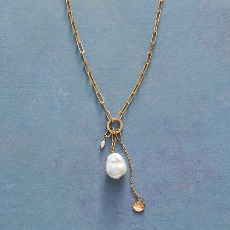 PEARL PENDULUM NECKLACE view 1