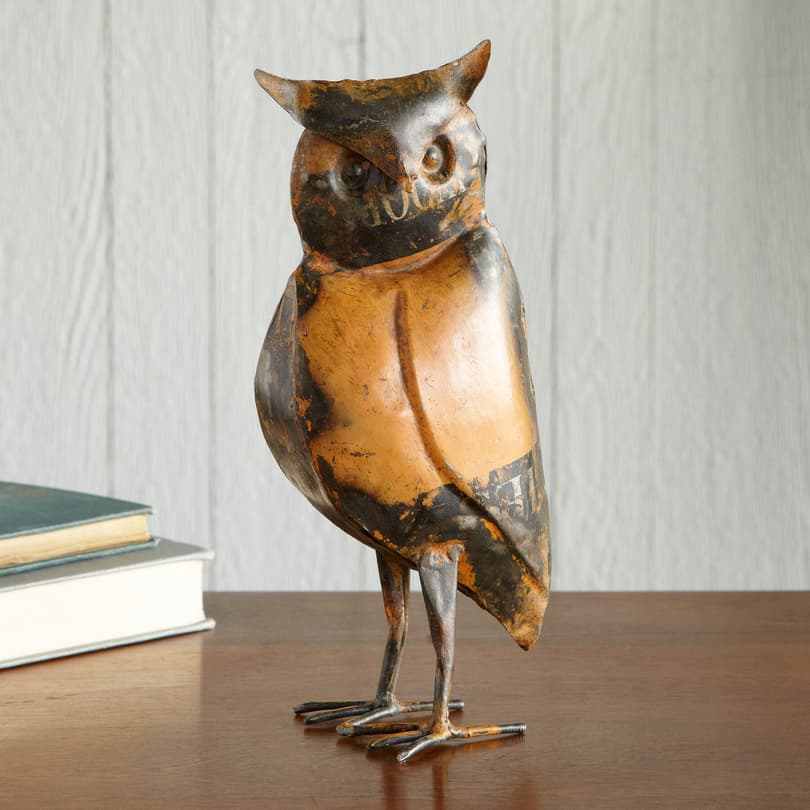 OLIVER THE ELOQUENT OWL view 1