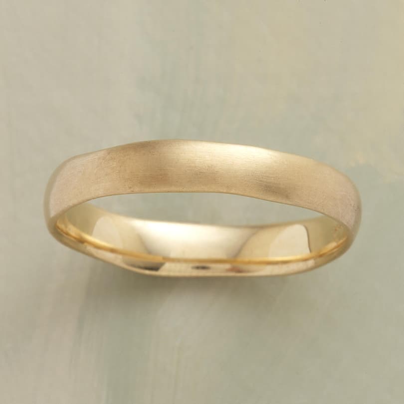 ATTICUS BAND RING GOLD view 1