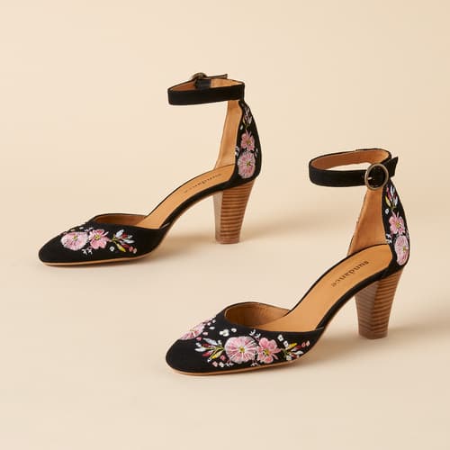 Anaïs Embroidered Heels View 2C_BLK