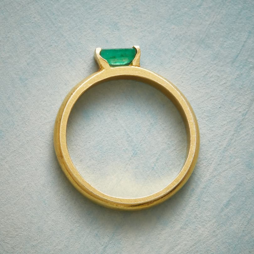 CLEAR VIEW EMERALD RING view 1