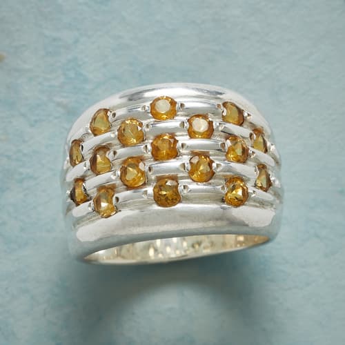 MANY CITRINES RING view 1