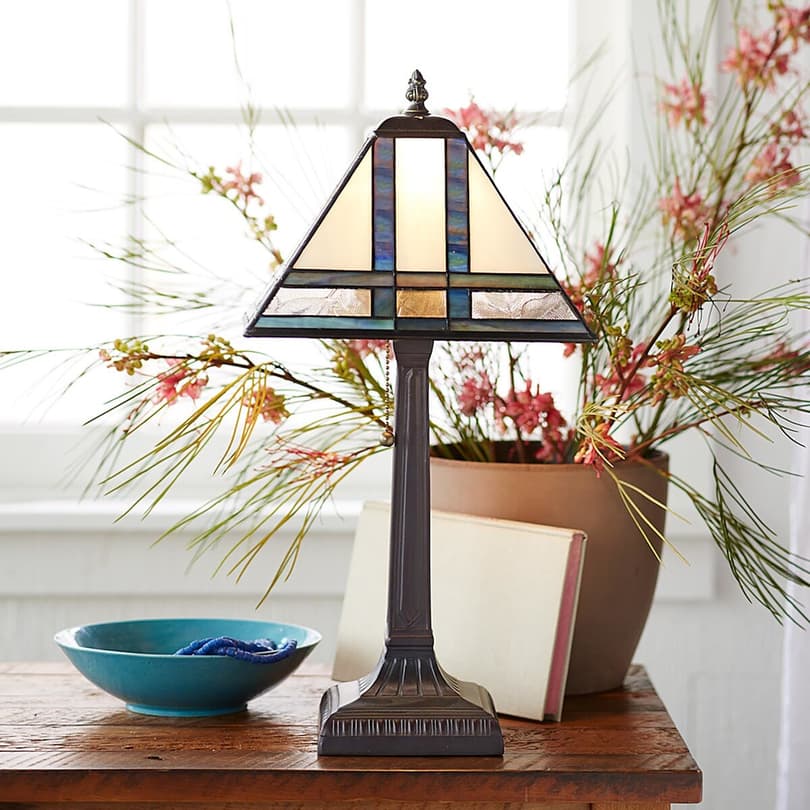 HUDSON TABLE LAMP view 1
