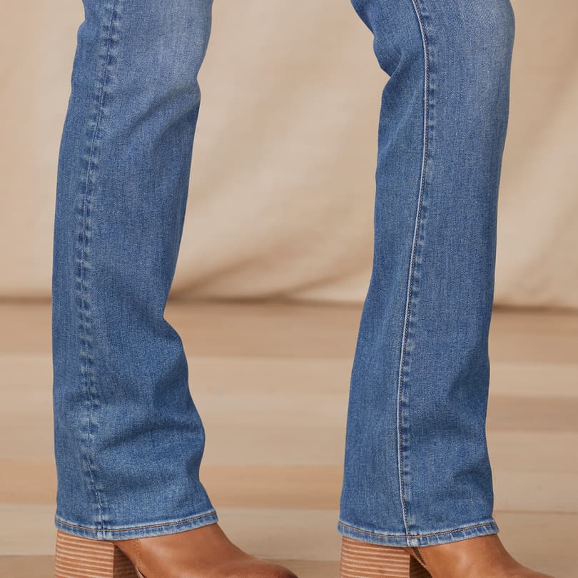 Kelly Classic Bootcut Jeans View 17