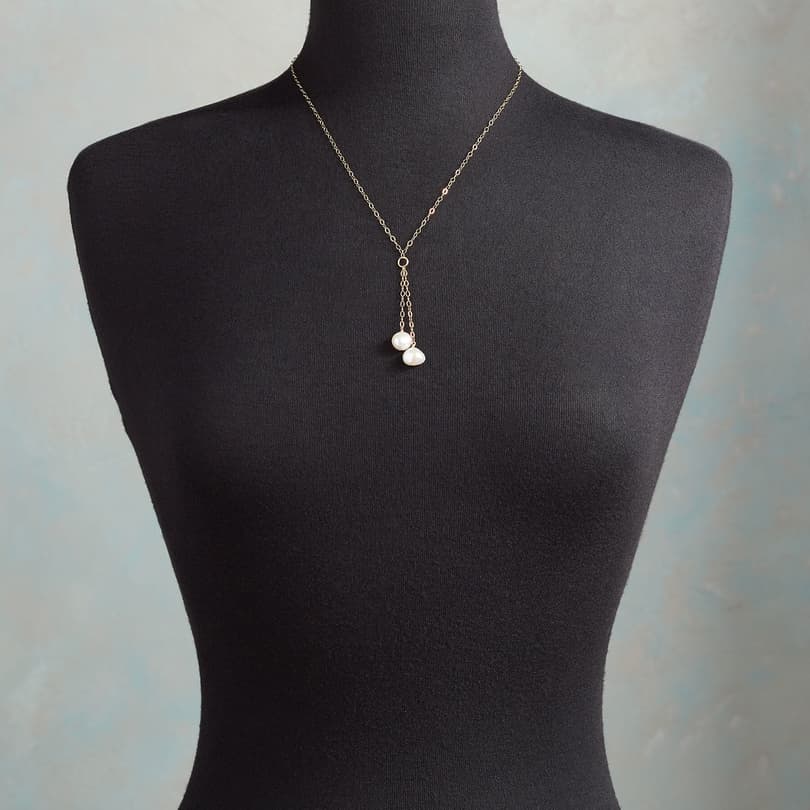 GEMINI PEARL NECKLACE view 3