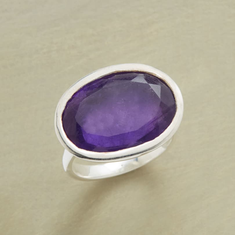 HELP YOURSELF AMETHYST RING view 1