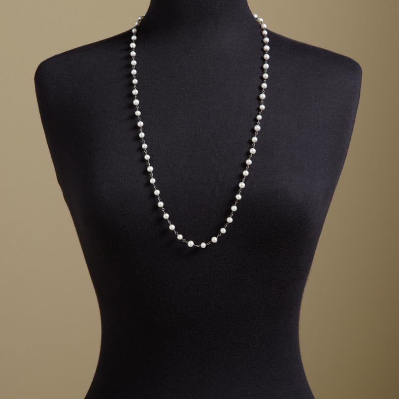 CHAIN OF PEARLS NECKLACE view 3