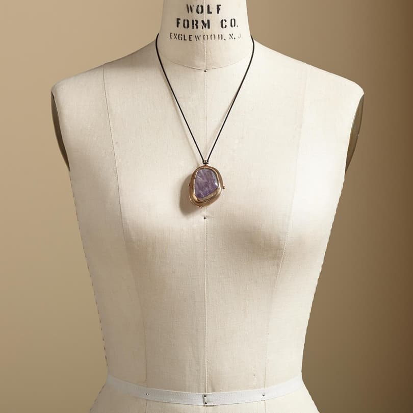 AMETHYST AMULET NECKLACE view 3