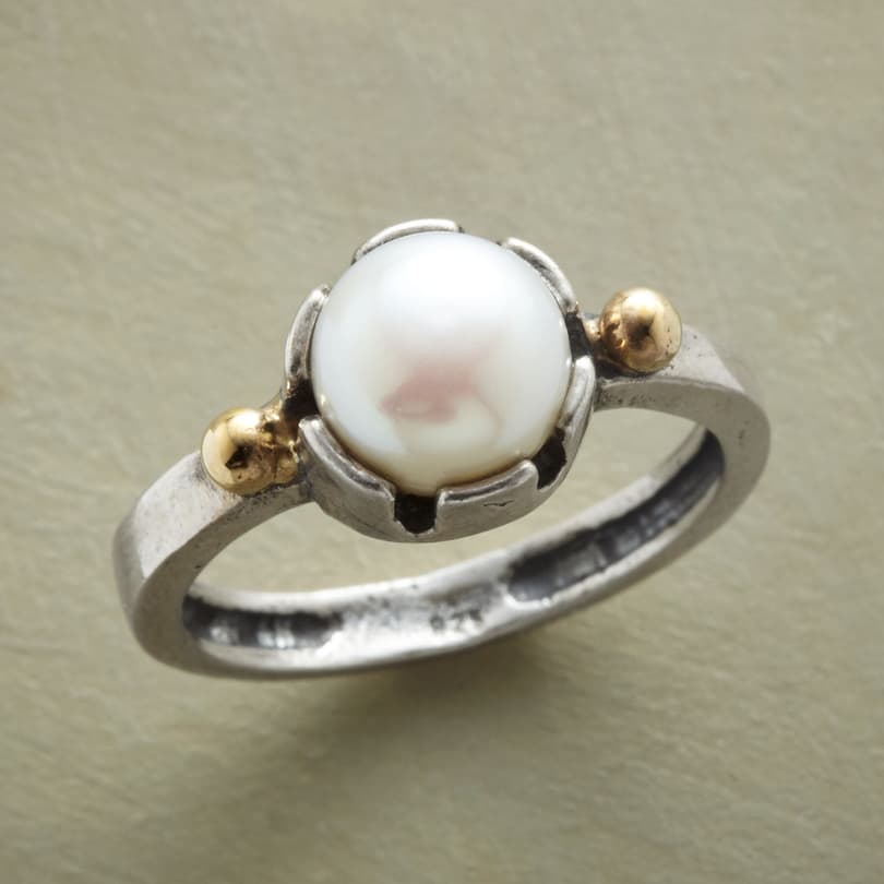 PEARL TURRET RING view 1
