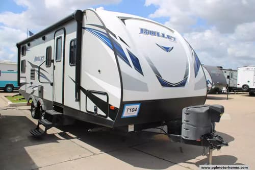 62856 - 28' 2018 Keystone Bullet Ultra Lite 243BHS w/Slide - Bunk House Image 1