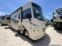 64136 - 33' 2017 Winnebago Sunstar 32Y w/2 Slides Image 1