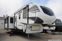 60838 - 33' 2021 Dutchmen Astoria 2993RLF w/3 Slides Image 1