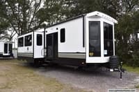 54724 - 37' 2024 Keystone Crossroads HAMPTON 378DBB w/4 Slides Image 1