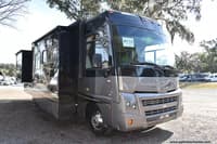 58076 - 34' 2010 Winnebago Sightseer 33C w/3 Slides Image 1