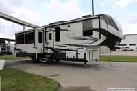 59725 - 36' 2022 Keystone Alpine 3220RL w/3 Slides Image 1