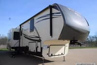 62372 - 42' 2022 Vanleigh RV Vilano 390LK w/4 Slides Image 1