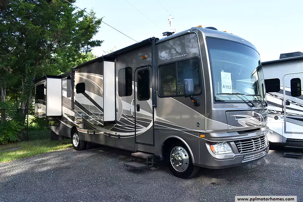 2015 Fleetwood Bounder 34T 34T | A103SF | PPL Motor Homes