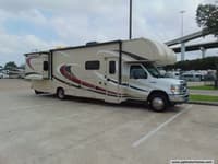 56394 - 32' 2015 Thor Chateau 31L w/2 Slides Image 1