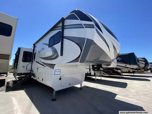 60256 - 40' 2023 Grand Design Solitude 3950BHR w/4 Slides & Generator  - Bunk House Image 1