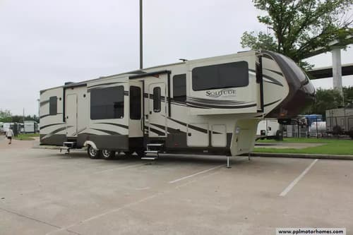 63179 - 42' 2015 Grand Design Solitude 379FL w/5 Slides Image 1